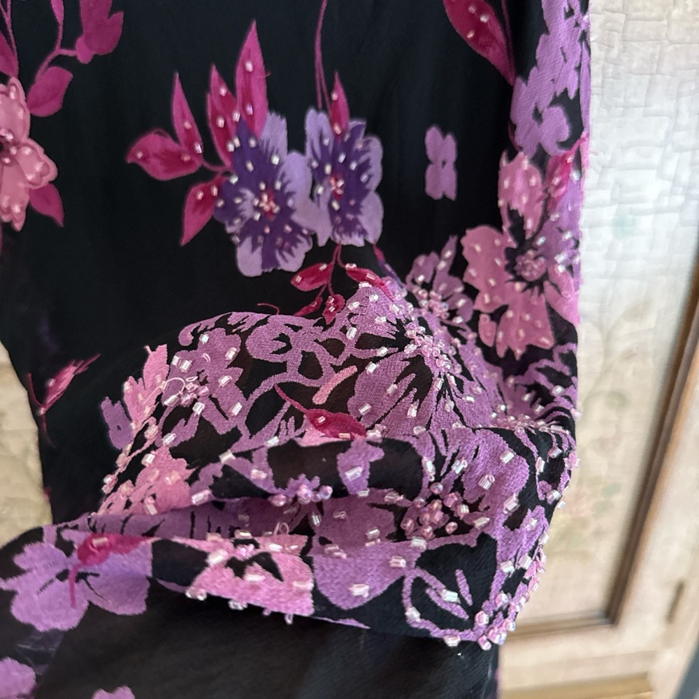 Beaded purple fairy dress - Picture 2 of 4